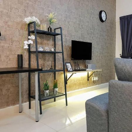 Puchong 8-12 Pax 5Min Lrt Cozy Apartment Ioi Mall Экстерьер фото