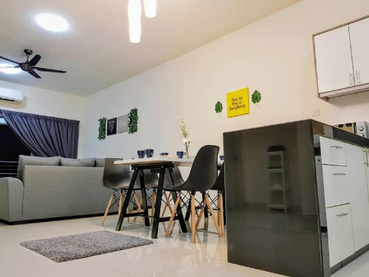 Puchong 8-12 Pax 5Min Lrt Cozy Apartment Ioi Mall Экстерьер фото